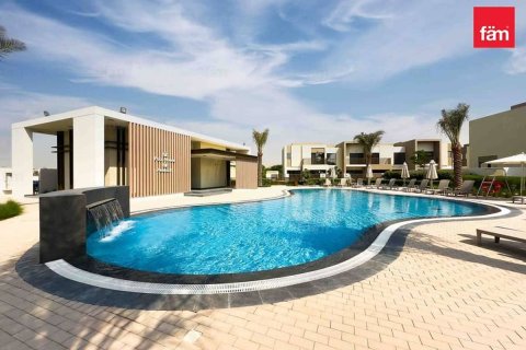 Villa en alquiler en Dubai, EAU 3 dormitorios, 161.3 m2 № 661718 - foto 3