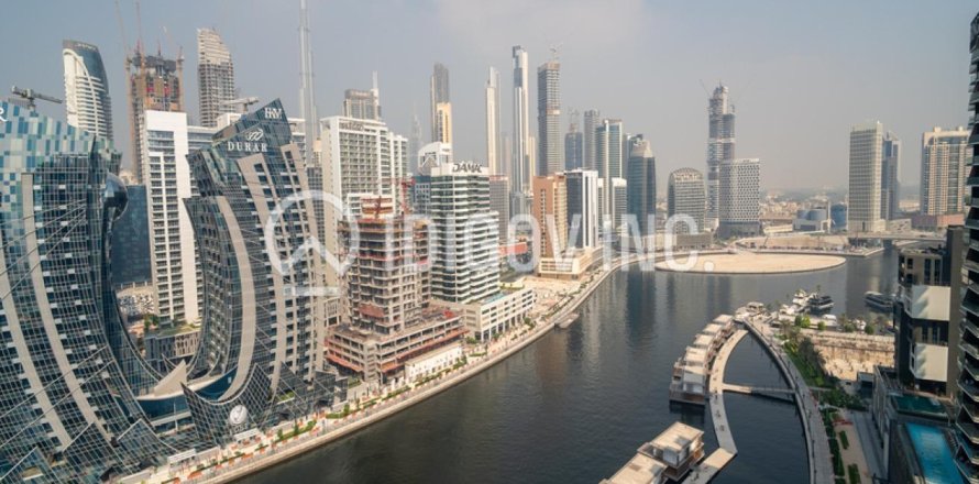 Квартира в Бизнес-Бэй, Дубай, ОАЭ 2 спальни, 234м2 № 650745