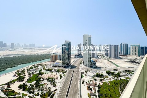 Apartment in Abu Dhabi, UAE 3 bedrooms, 320 sq.m. № 659915 - photo 1