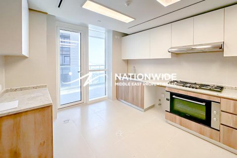 Apartment in Abu Dhabi, UAE 3 bedrooms, 320 sq.m. № 659915 - photo 5