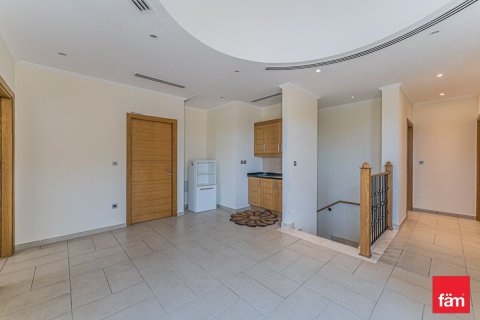 Vilë në Jumeirah Park, Dubai, Emiratet e Bashkuara Arabe 5 dhoma gjumi, 953.9 m2. № 699935 - Foto 17