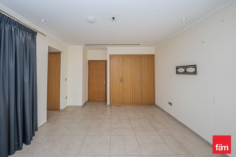 Vilë në Jumeirah Park, Dubai, Emiratet e Bashkuara Arabe 5 dhoma gjumi, 953.9 m2. № 699935 - Foto 12