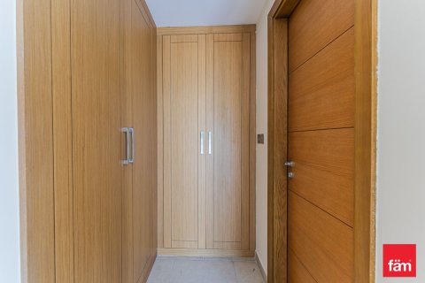 Vila u Jumeirah Park, Dubai, UAE 5 spavaćih soba, 953.9 m2 Br. 699935 - fotografija 19