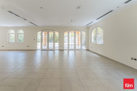 Vilë në Jumeirah Park, Dubai, Emiratet e Bashkuara Arabe 5 dhoma gjumi, 953.9 m2. № 699935 - Foto 6