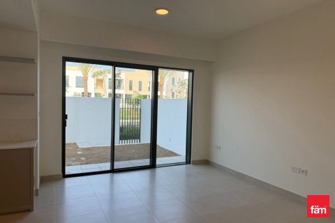 Villa in Dubai, UAE 3 bedrooms, 146.3 sq.m. № 699931