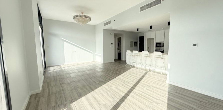Korter asukohaga Dubai, AÜE: 2 magamistoaga, 142.2 m² Nr 699934