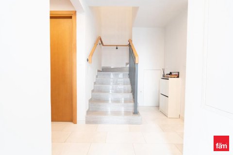 Řadový dům v Dubai, SAE 4 ložnice, 244.8 m² Č.: 699930 - fotografie 5