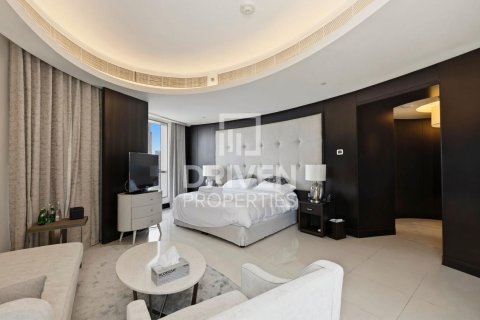 Appartement te koop in Downtown Dubai (Downtown Burj Dubai), Dubai, VAE 4 slaapkamers, 429.49 vr.m., nr 755703 - foto 8