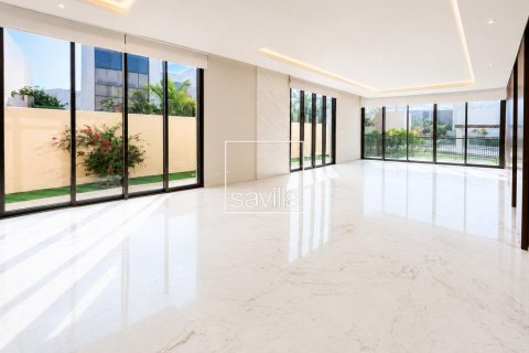 Villa till försäljning i Saadiyat Island, Abu Dhabi, UAE 7 sovrum, 1154.97 kvm Nr. 748033 - fotografi 4