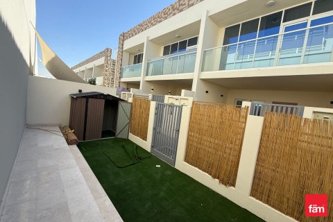 Kamienica do wynajęcia w Dubai, ZEA 2 sypialnie, 105.6 mkw., nr 717585 - zdjęcie 10
