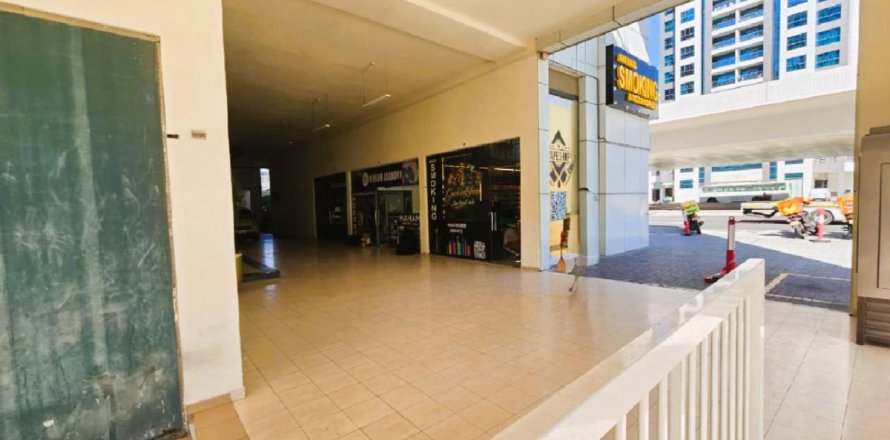 Shop i Business Bay, Dubai, UAE 53 kvm № 717583