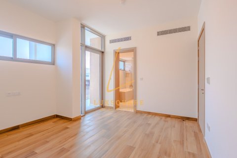 Kuća u nizu u DAMAC Hills (Akoya by DAMAC), Dubai, UAE 5 spavaćih soba, 172 m2 Br. 688482 - fotografija 14