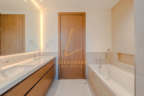 Kuća u nizu u DAMAC Hills (Akoya by DAMAC), Dubai, UAE 5 spavaćih soba, 172 m2 Br. 688482 - fotografija 28