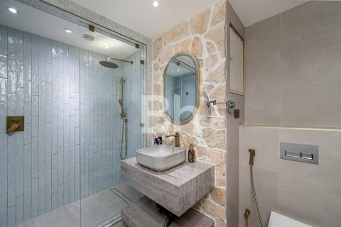 Huoneisto Jumeirah Beach Residence, Dubai, Arabiemiraatit 2 makuuhuonetta, 119 m2 № 643476 - kuva 13
