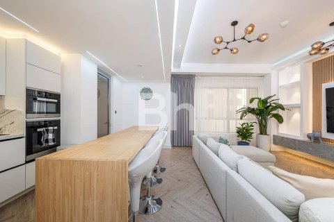 Huoneisto Jumeirah Beach Residence, Dubai, Arabiemiraatit 2 makuuhuonetta, 119 m2 № 643476 - kuva 1