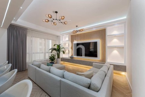 Huoneisto Jumeirah Beach Residence, Dubai, Arabiemiraatit 2 makuuhuonetta, 119 m2 № 643476 - kuva 7