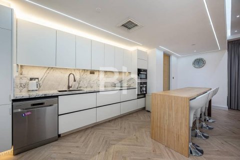 Huoneisto Jumeirah Beach Residence, Dubai, Arabiemiraatit 2 makuuhuonetta, 119 m2 № 643476 - kuva 6