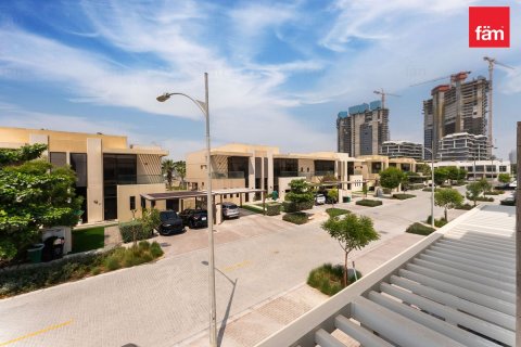 Villetta a schiera in affitto a Dubai, EAU 3 camere da letto, 150 mq. № 715629 - foto 21