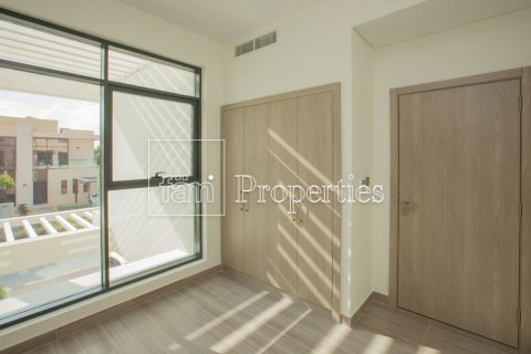 Rijtjeshuis te huur in Dubai, VAE 3 slaapkamers, 149.9 vr.m., nr 715629 - foto 5