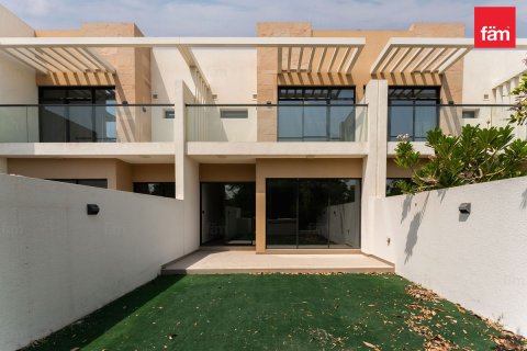 Villetta a schiera in affitto a Dubai, EAU 3 camere da letto, 150 mq. № 715629 - foto 12