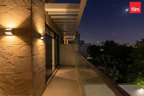 Villetta a schiera in affitto a Dubai, EAU 3 camere da letto, 150 mq. № 715629 - foto 20