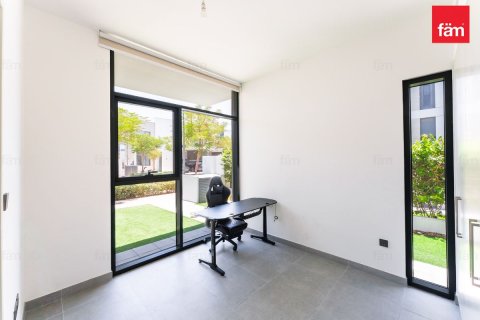 Villa itt: Dubai, EAE, 4 hálószoba, 251.9 m², azonosító: 715627 - fénykép 5