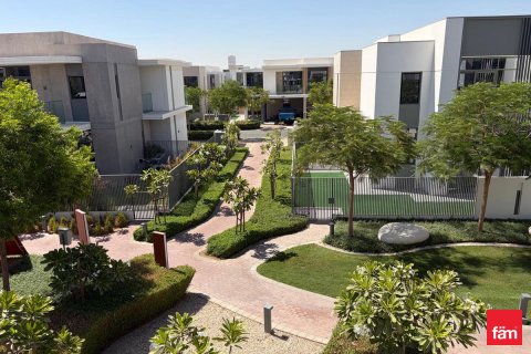 Vila v Dubai, SAE 4 spálne, 251.9 m2 č. 715627