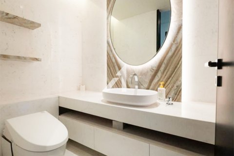 Appartement te huur in Palm Jumeirah, Dubai, VAE 4 slaapkamers, 509.1 vr.m., nr 669620 - foto 17