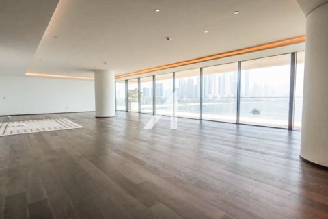 Appartement te huur in Palm Jumeirah, Dubai, VAE 4 slaapkamers, 509.1 vr.m., nr 669620 - foto 2