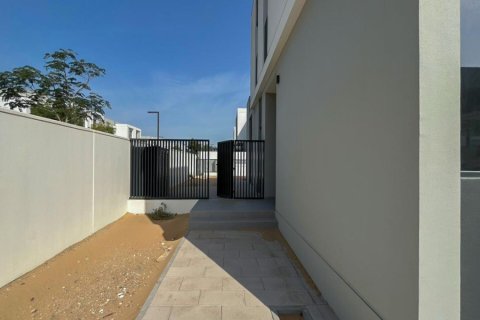 阿联酋 Dubai Al Furjan 待租 : 4 卧, 375 平方米 , 编号686484 - 照片 9