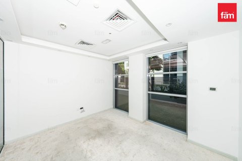 Office in Business Bay, Dubai, UAE 269 sq.m. № 760362 - photo 5