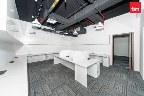 Office in Business Bay, Dubai, UAE 269 sq.m. № 760362 - photo 3