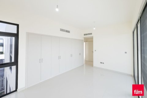 Vilë në Dubai, Emiratet e Bashkuara Arabe 6 dhoma gjumi, 450.9 m2. № 714911 - Foto 3