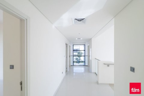 Vilë në Dubai, Emiratet e Bashkuara Arabe 6 dhoma gjumi, 450.9 m2. № 714911 - Foto 5
