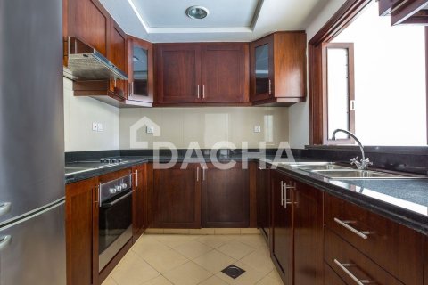 Apartemen di The Views, Dubai, UEA 1 kamar tidur, 106 m2 nomor 706495 - foto 6