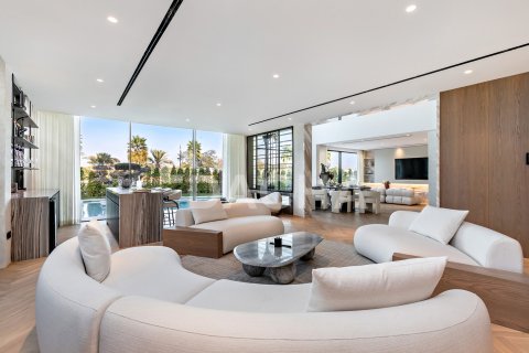 Vila v Jumeirah Islands, Dubai, SAE 4 spálne, 534 m2 č. 706510 - Fotografia 14