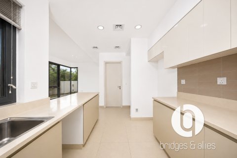 Villa til salg i Dubai Hills Estate, Dubai, UAE 4 soveværelser, 229 kvm № 766402 - foto 13