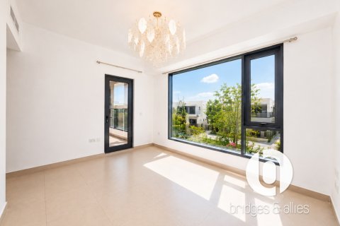 Dubai Hills Estate, UAE의 임대용 빌라 침실 5개, 363제곱미터 번호 766401 - 사진 24