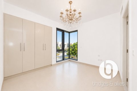Dubai Hills Estate, UAE의 임대용 빌라 침실 5개, 363제곱미터 번호 766401 - 사진 17