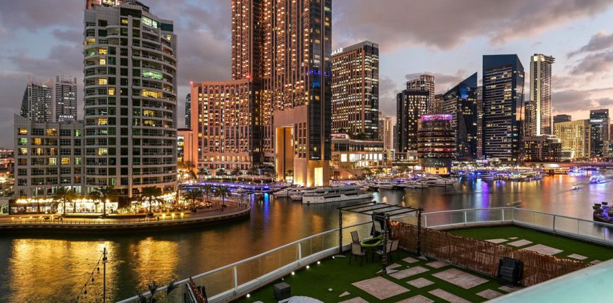 Apartamento en Dubai Marina, Dubai, EAU 2 dormitorios, 121.5 m² № 661836