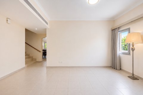 Vila di Meadows, Dubai, UAE 3 bilik tidur, 518.03 meter persegi № 750238 - foto 5