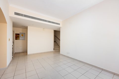 Vila di Meadows, Dubai, UAE 3 bilik tidur, 518.03 meter persegi № 750238 - foto 6