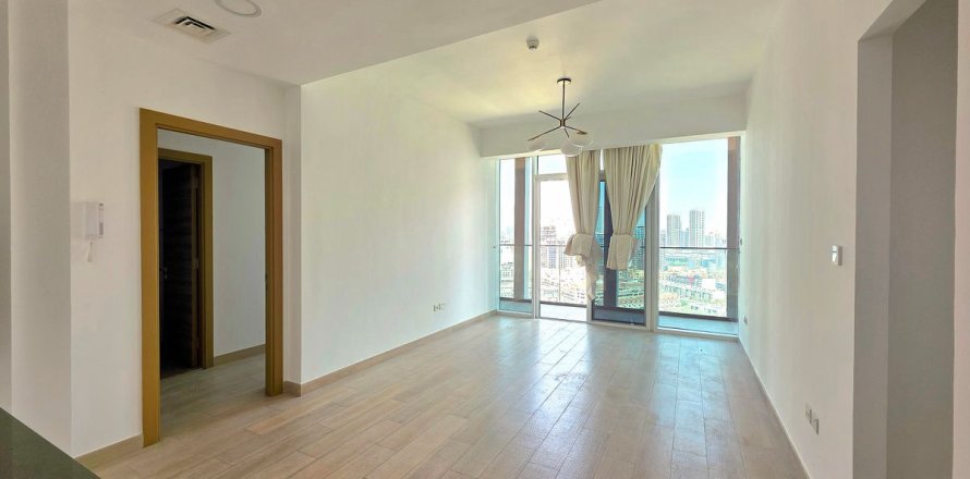 Apartamento em Dubai, EAU 3 quartos, 145.9 m2 № 725827