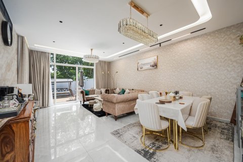 Kuća u nizu u gradu Mudon, Dubai, UAE 4 spavaće sobe, 242.21 m2 Br. 749772 - Slika 4