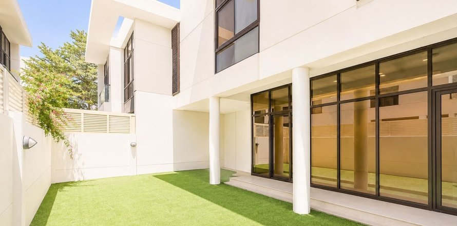 DAMAC Hills (Akoya by DAMAC)、Dubai、UAEにあるタウンハウス 3ベッドルーム、253 m2 No749773