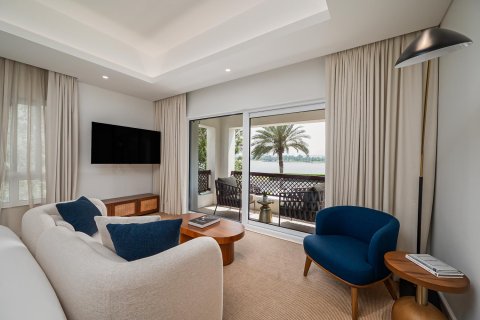 Vila u Al Garhoud, Dubai, UAE 4 spavaćih soba, 334.45 m2 Br. 749769 - fotografija 19