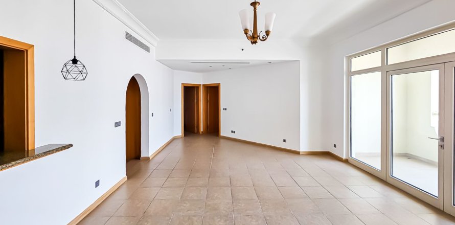 Appartement à Palm Jumeirah, Dubai, EAU: 2 chambres, 147.07 m2 № 749770