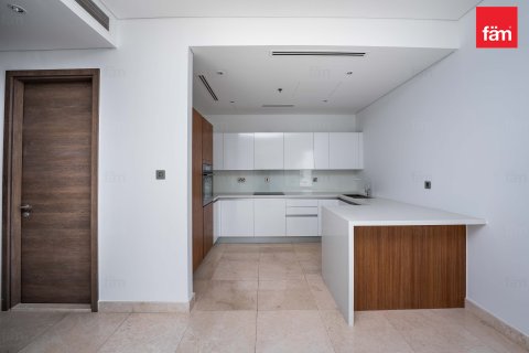 Apartment in Dubai, UAE 3 bedrooms, 175.5 sq.m. № 647847 - photo 12