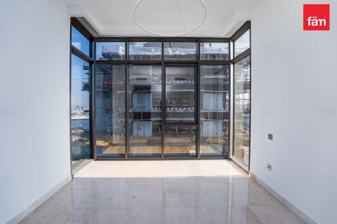 Apartment in Dubai, UAE 3 bedrooms, 175.5 sq.m. № 647847 - photo 19