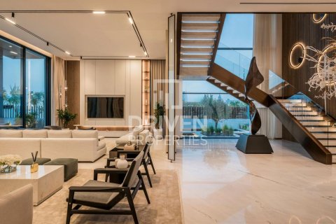 Villa à vendre à  Jumeirah, Dubai, EAU 5 chambres, 1035 m2 № 682757 - photo 3